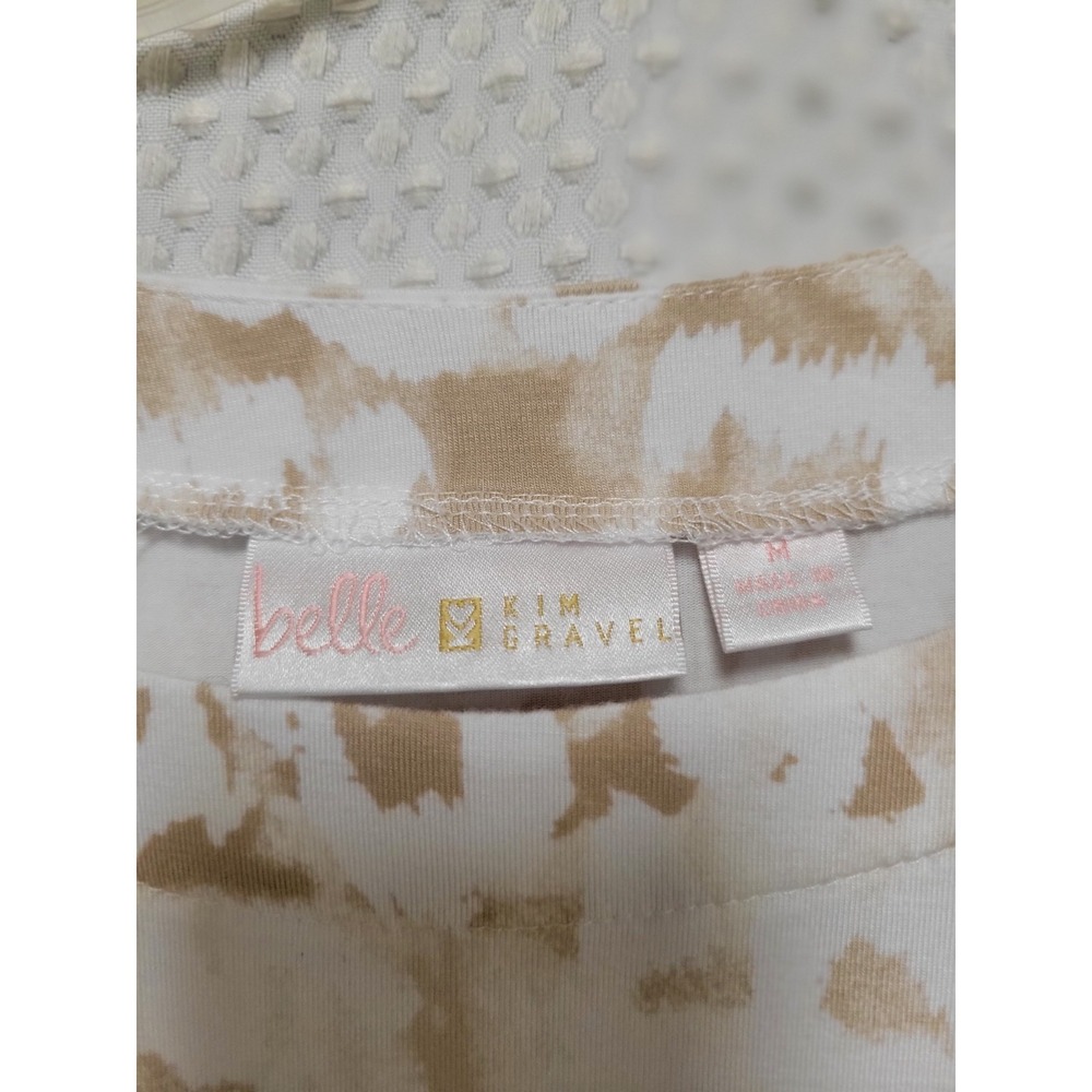 Belle by Kim Gravel Top Womens Medium 3/4 Sleeve Beige  Cream Print - Picture 2 of 4